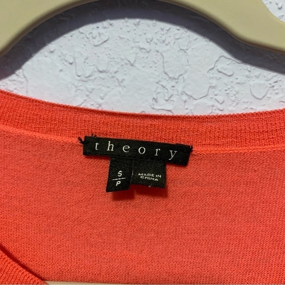 Theory Stripe Lightweight Wool Long Sleeves Pocket Sweater - Picture 2 of 6